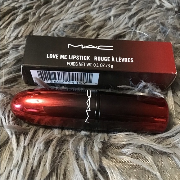 MAC Love Me Lipstick in #423 E for Effortless NIB - Picture 2 of 6